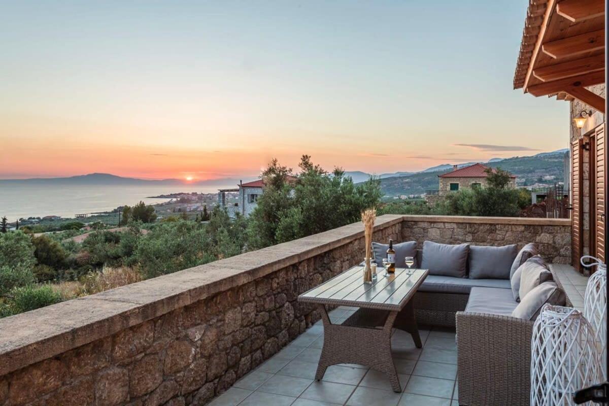 Mani Panoramic Seaviews - Luxury Summer Haven Lévktron Esterno foto