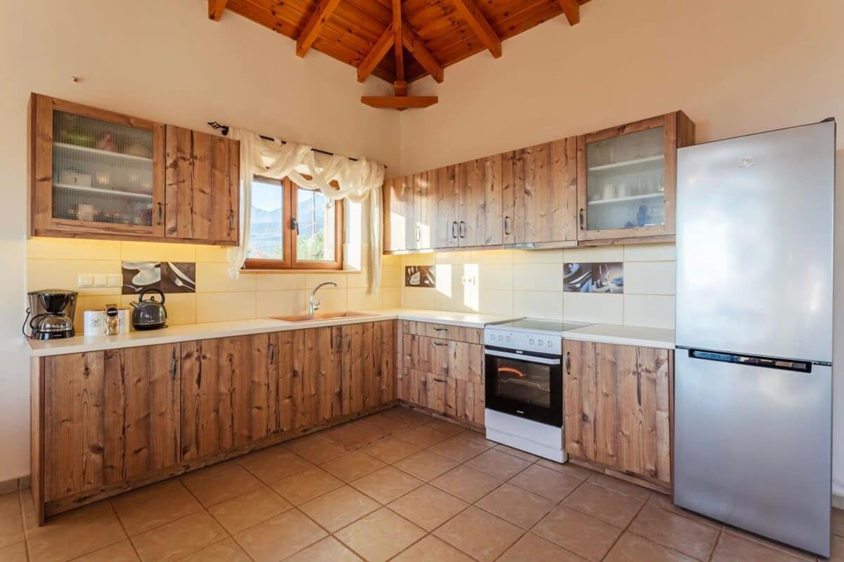 Mani Panoramic Seaviews - Luxury Summer Haven Lévktron Esterno foto
