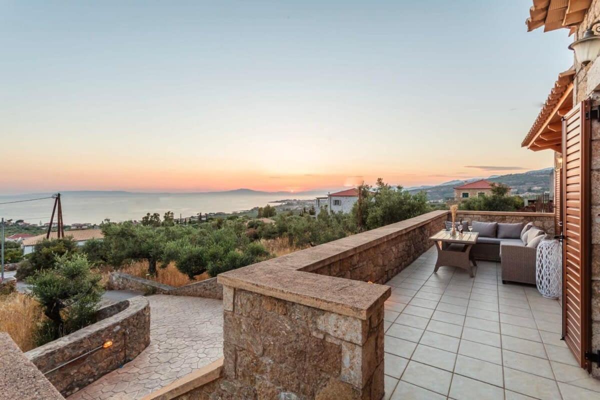 Mani Panoramic Seaviews - Luxury Summer Haven Lévktron Esterno foto