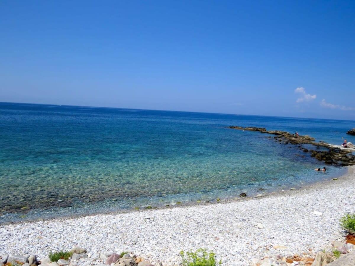 Mani Panoramic Seaviews - Luxury Summer Haven Lévktron Esterno foto